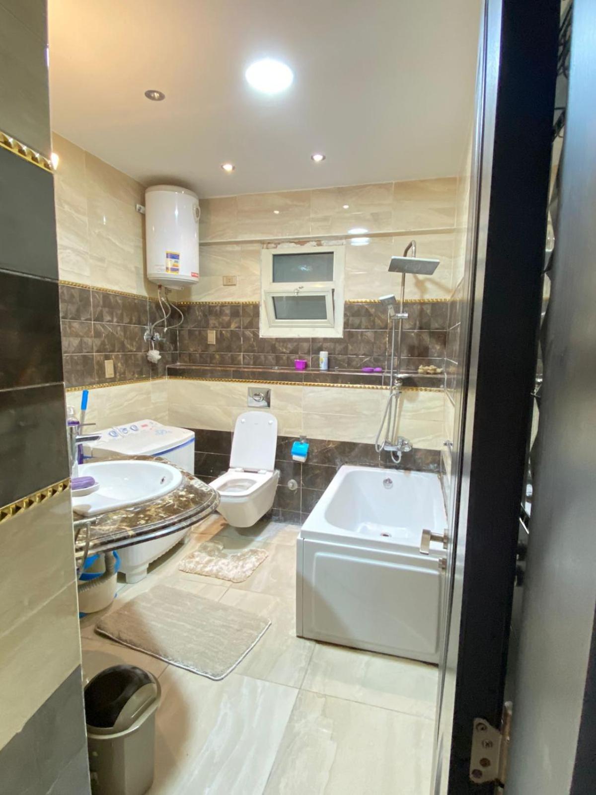 مفروش للإيجار الشهري او اليومي بـ ميدان المساحة الدقي Apartment *