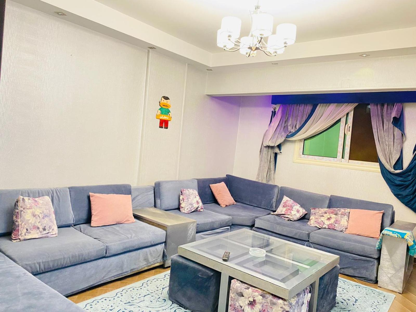 Apartment مفروش للإيجار الشهري او اليومي بـ ميدان المساحة الدقي *