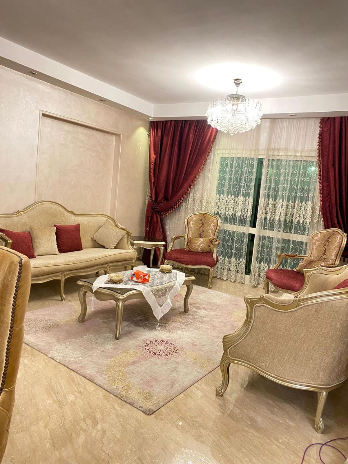 مفروش للإيجار الشهري او اليومي بـ ميدان المساحة الدقي Apartment *